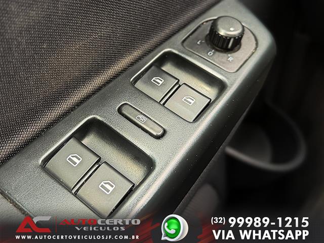VOLKSWAGEN FOX 1.6 MI TOTAL FLEX 8V 5P 2014
