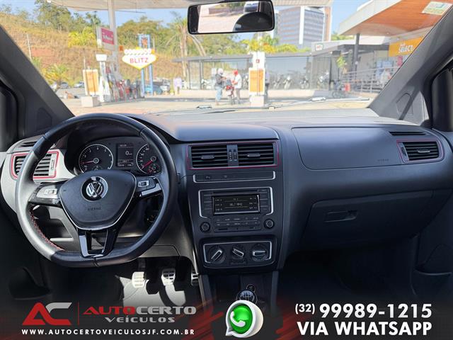 VOLKSWAGEN FOX ROCK IN RIO 1.6 MI TOTAL FLEX 8V 5P 2016