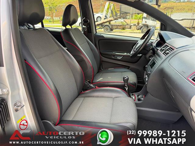 VOLKSWAGEN FOX ROCK IN RIO 1.6 MI TOTAL FLEX 8V 5P 2015/2016
