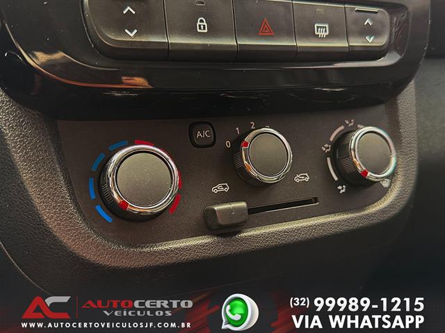 RENAULT KWID INTENSE 1.0 FLEX 12V 5P MEC. 2024